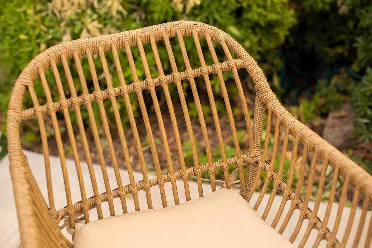 3Pcs Outdoor Bistro Chat Set Patio Conversation Wicker Chairs Glass Table with Seat Cushions, Beige-4