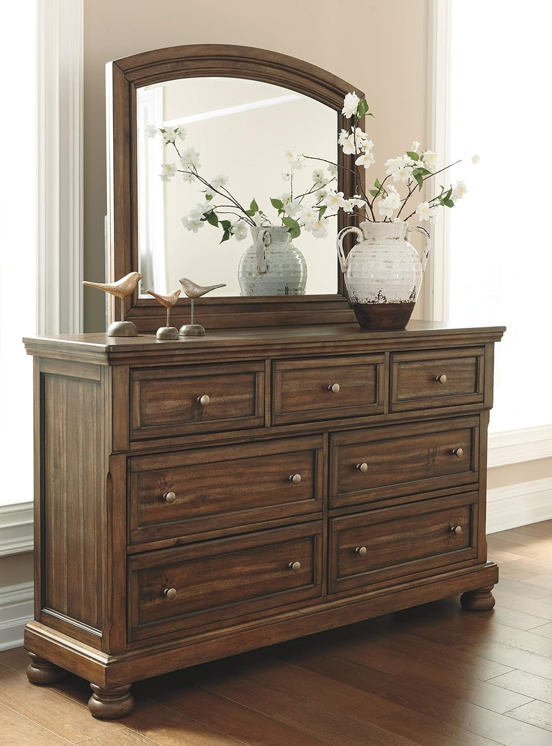 Flynnter Traditional 7 Drawer Dresser with Dovetial Construction, Tobacco Brown-4