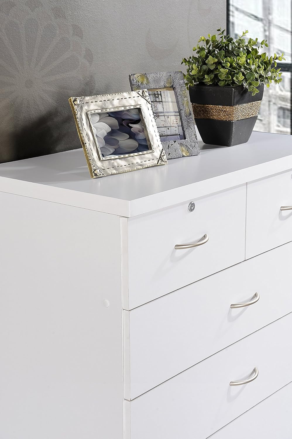 7 Drawer Wood Dresser for Bedroom, 31.5 Inch Wide Chest of Drawers, with 2 Locks on the Top Drawers, Storage Organization Unit for Clothing, White-4