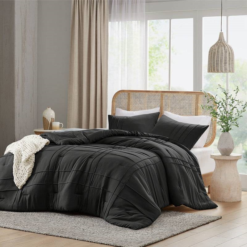 Twin/Twin XL Pre-Washed Pleated Microfiber Comforter Set in Black-1